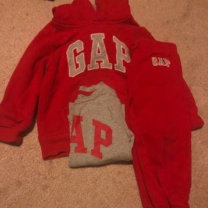 3t red gap sweat suit with shirt